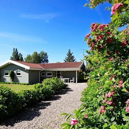 Sleeps 7 度假居 *