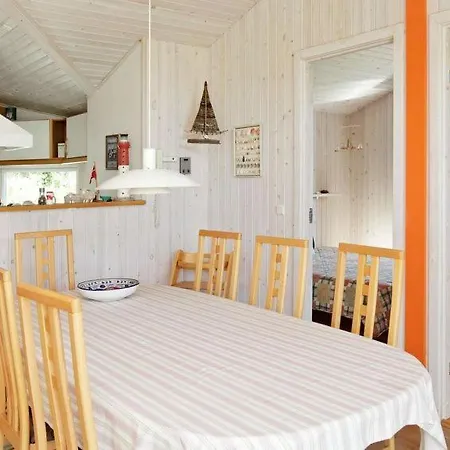 Sleeps 7 Lohals